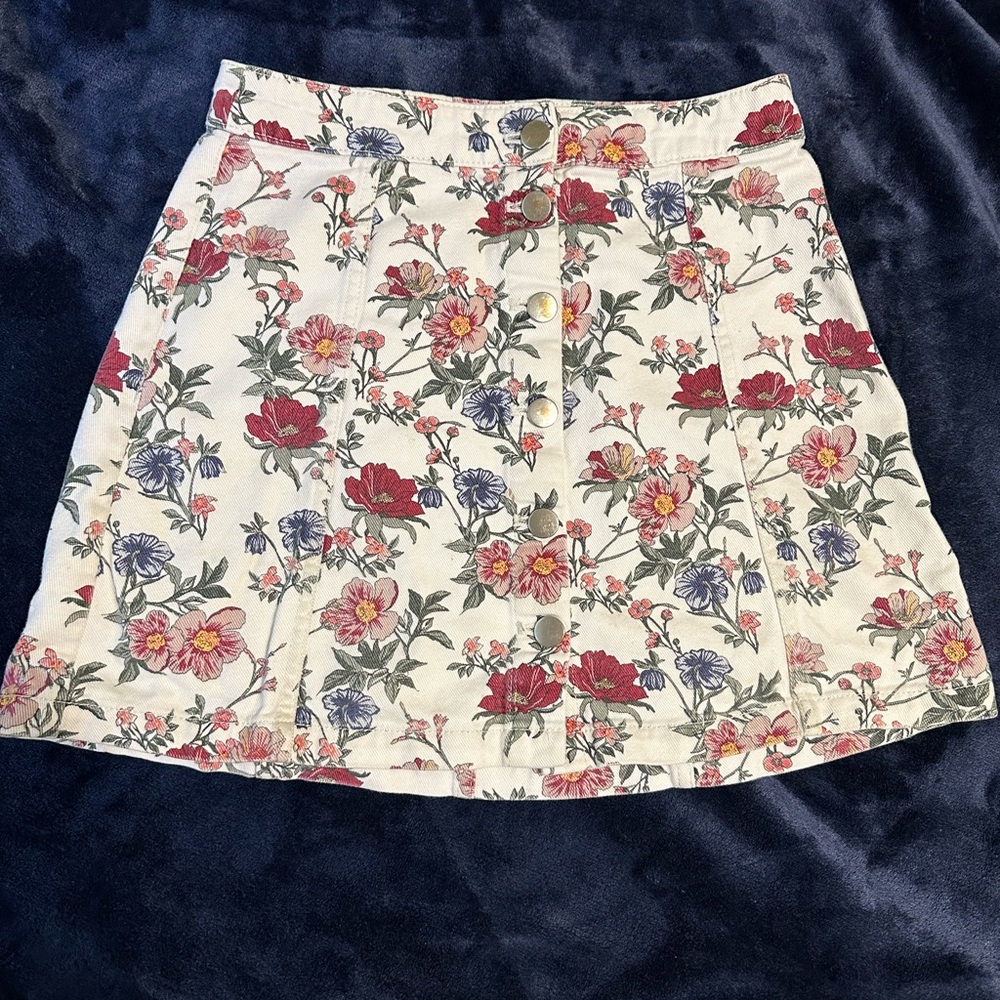 H&M Floral Mini Skirt in Red and Purple
